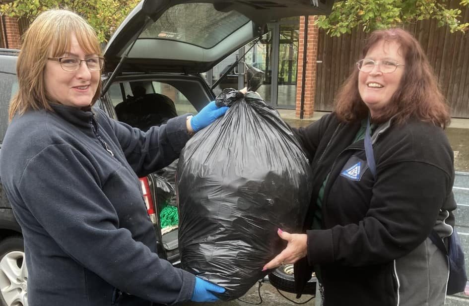 Rachel & Liz Cooper botte tops